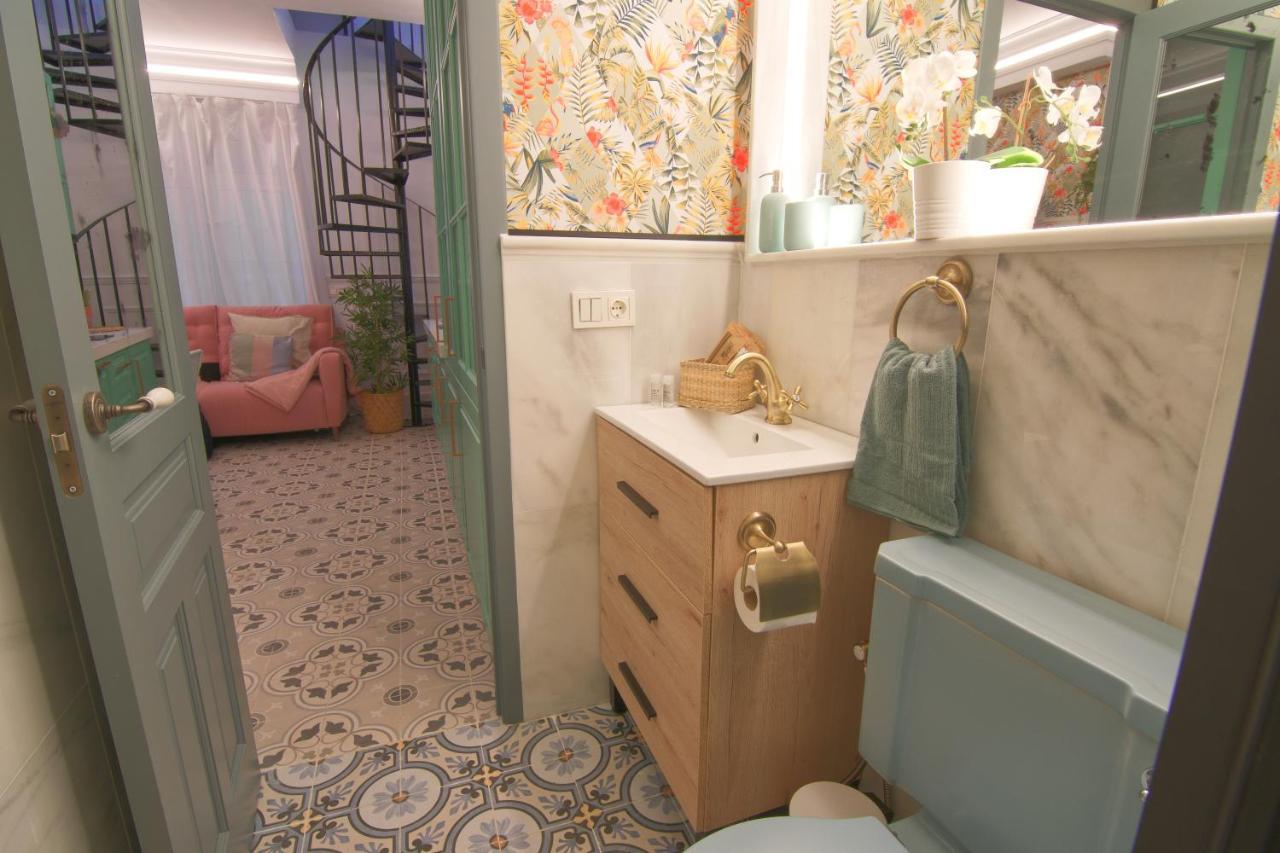 Mara'S Apartments Torremolinos La Mar - Beachfront Tiny House - Bajondillo Zewnętrze zdjęcie