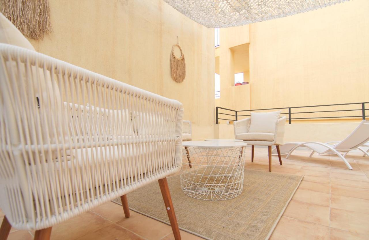 Mara'S Apartments Torremolinos La Mar - Beachfront Tiny House - Bajondillo Zewnętrze zdjęcie