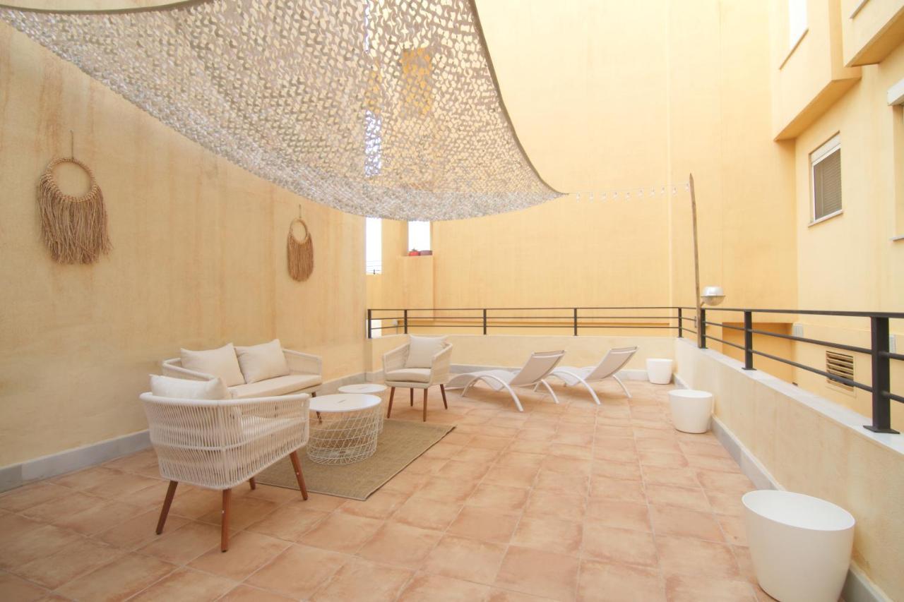 Mara'S Apartments Torremolinos La Mar - Beachfront Tiny House - Bajondillo Zewnętrze zdjęcie