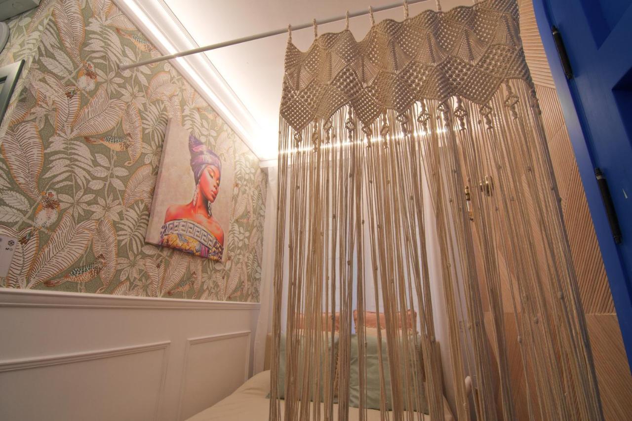 Mara'S Apartments Torremolinos La Mar - Beachfront Tiny House - Bajondillo Zewnętrze zdjęcie