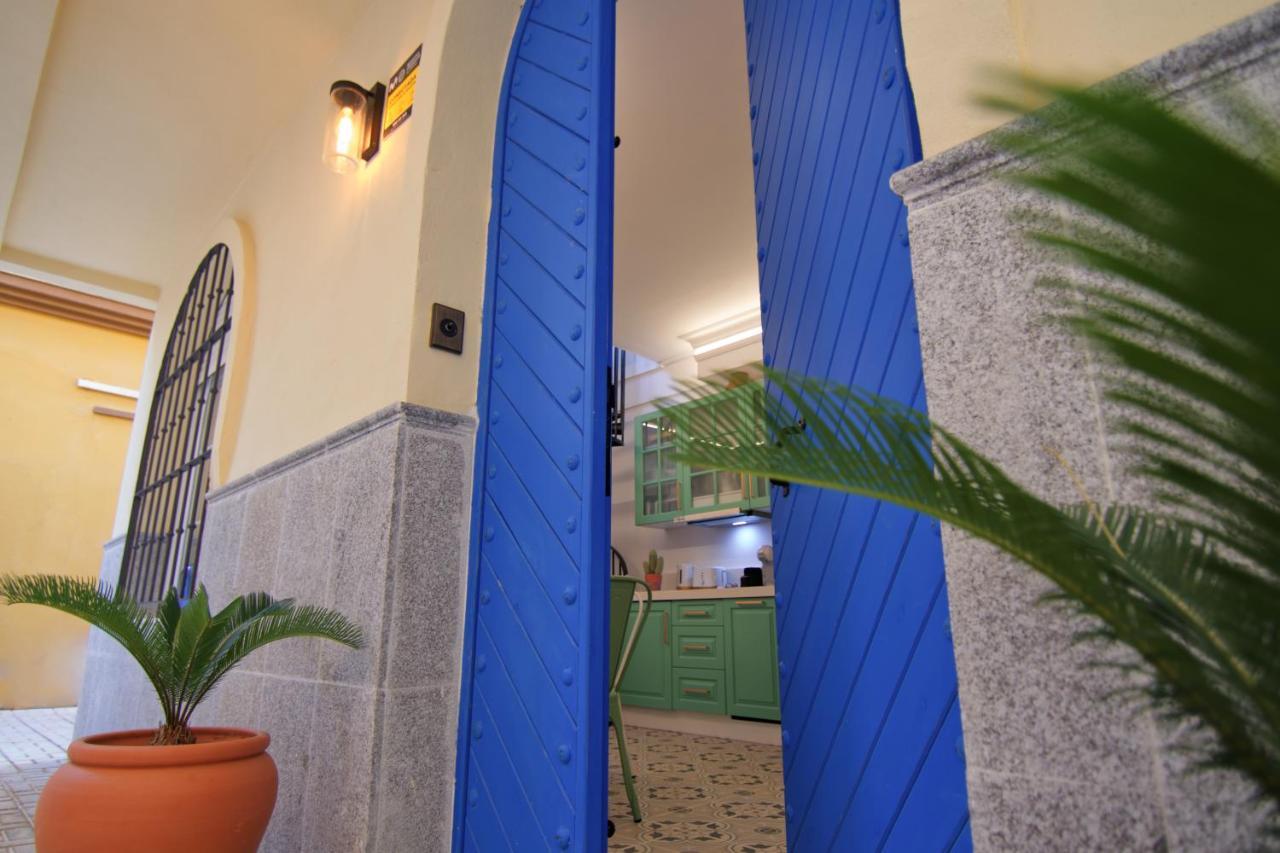 Mara'S Apartments Torremolinos La Mar - Beachfront Tiny House - Bajondillo Zewnętrze zdjęcie