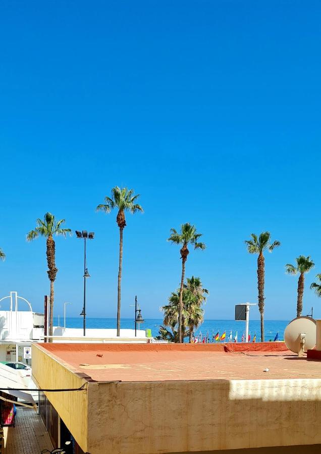 Mara'S Apartments Torremolinos La Mar - Beachfront Tiny House - Bajondillo Zewnętrze zdjęcie